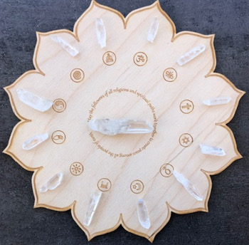 photo 2 Lynn THIRY grille avec cristaux